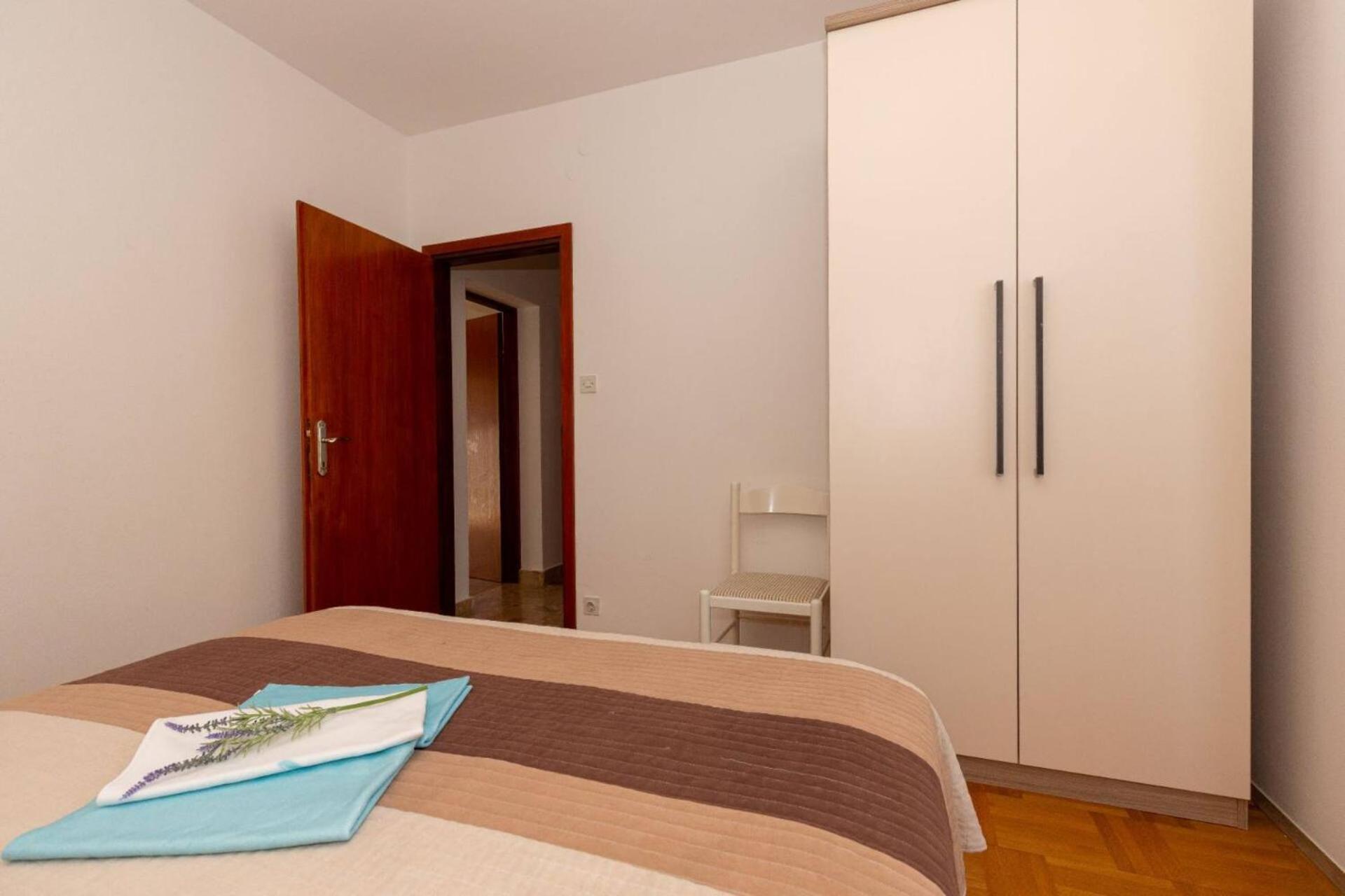Three Bedroom Apartment In Biograd Biograd Na Moru Luaran gambar