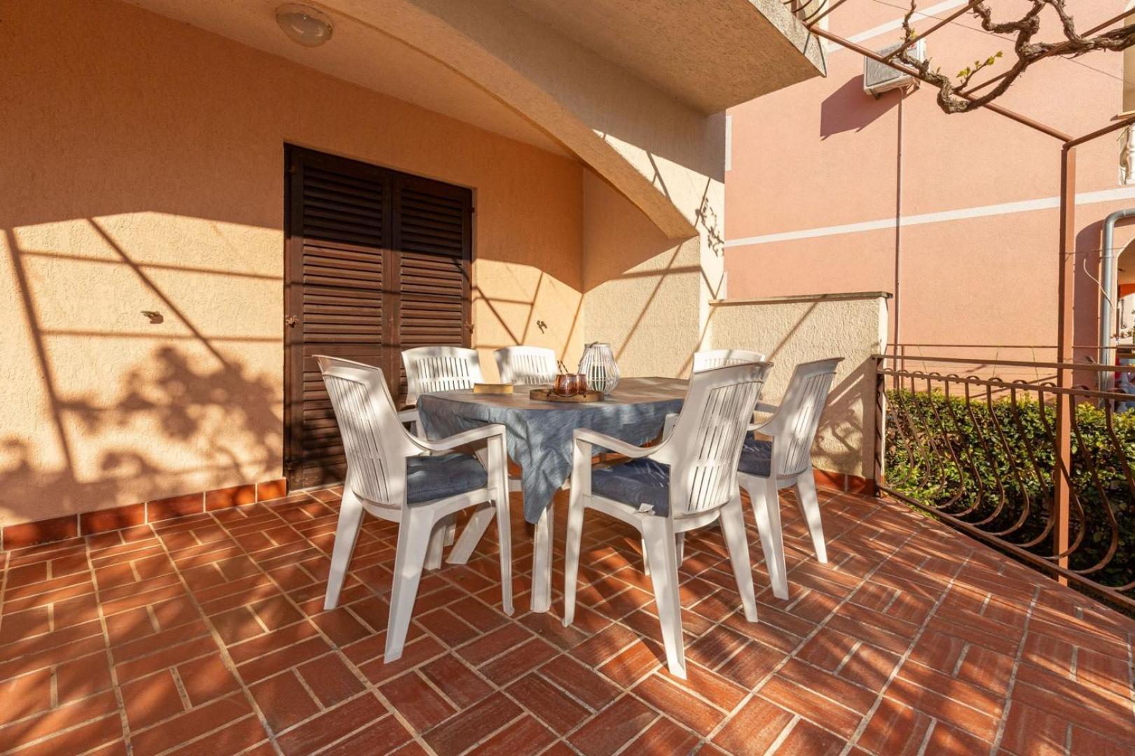 Three Bedroom Apartment In Biograd Biograd Na Moru Luaran gambar